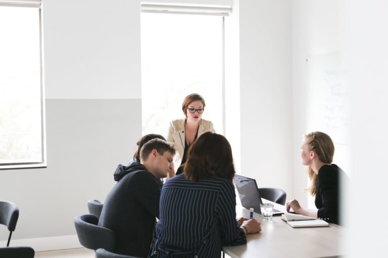 Manager responsable d’équipe gestion contrats